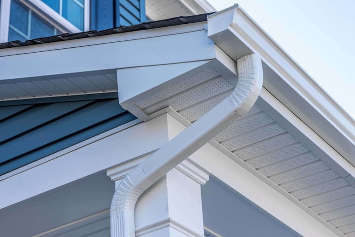 Cheap and durable vinyl gutters installation in Chattanooga